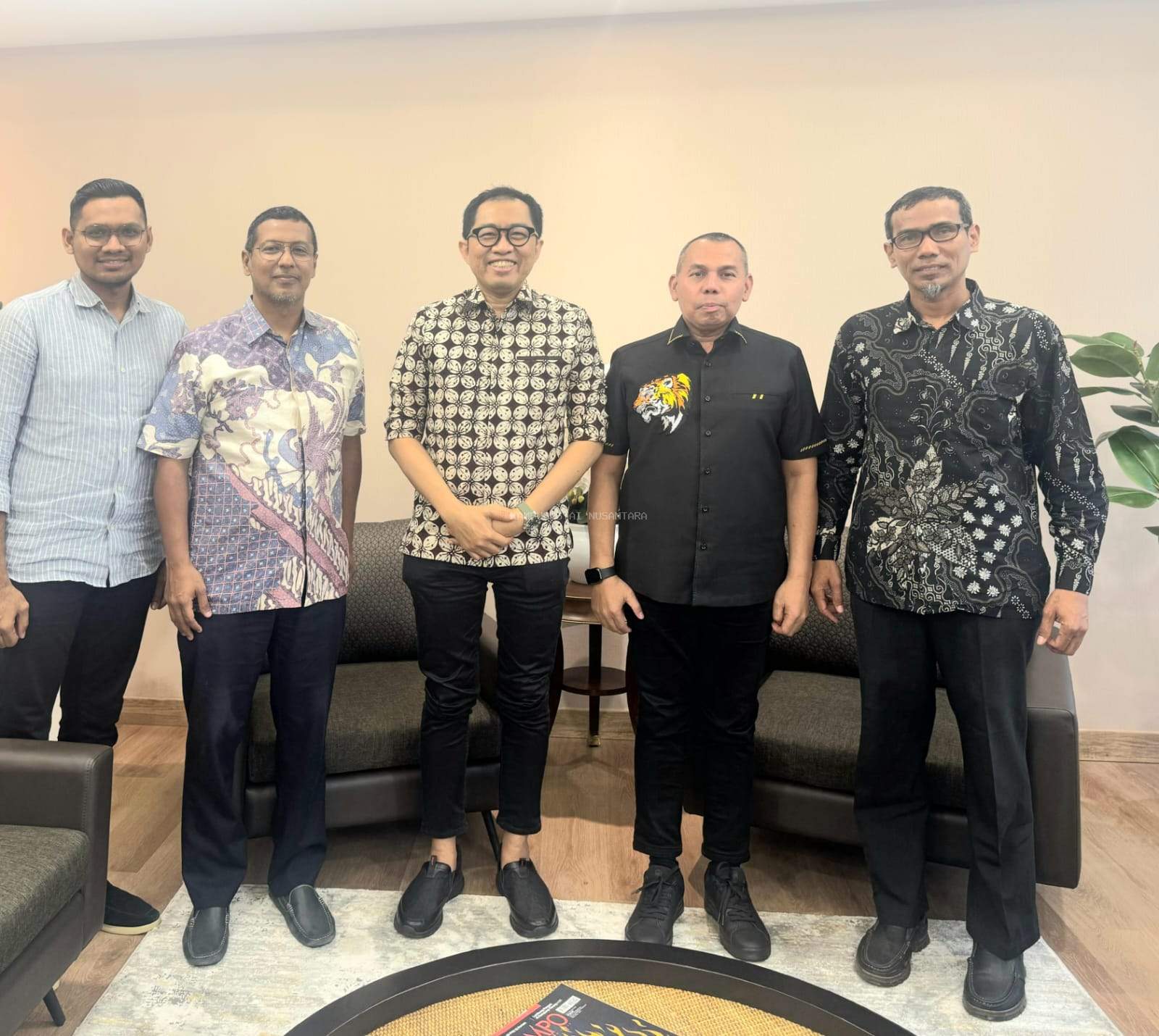 STAI Nusantara Banda Aceh Lakukan Kunjungan dan Silaturrahim dengan Wakil Menteri Perindustrian RI